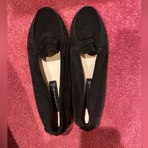 brand new/never worn steven madden suede flats.